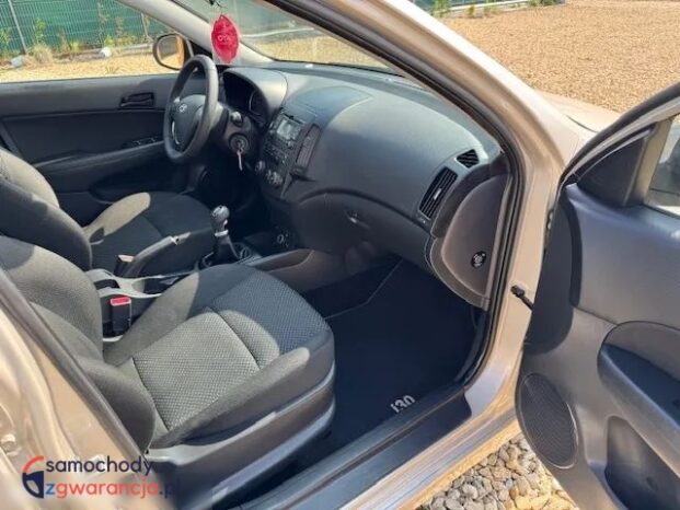 Hyundai i30 full