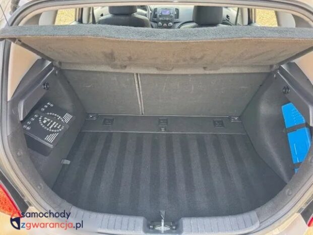 Hyundai i30 full