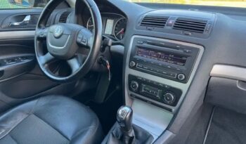 Skoda Octavia full