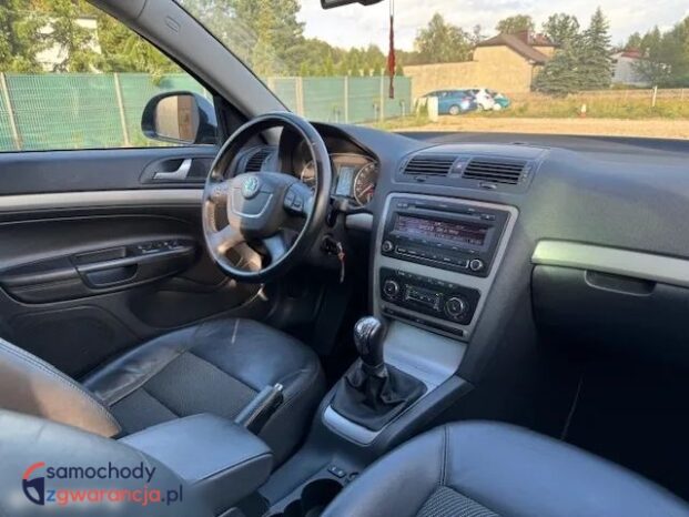 Skoda Octavia full