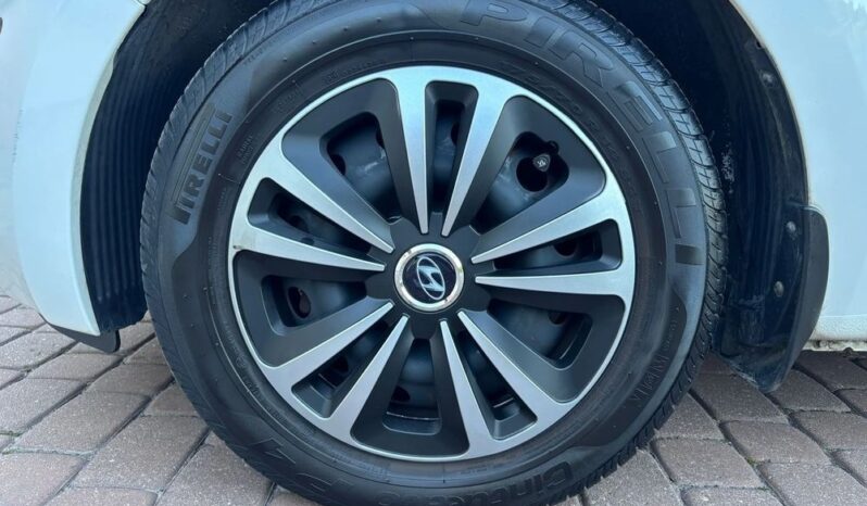 Hyundai i20 1.2 Classic full