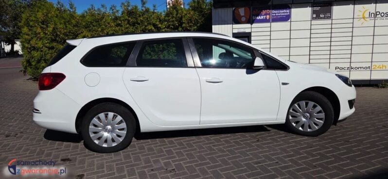 Opel Astra 1.6 Sports Tourer Design Edition full