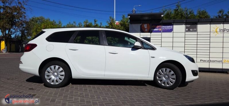 Opel Astra 1.6 Sports Tourer Design Edition full