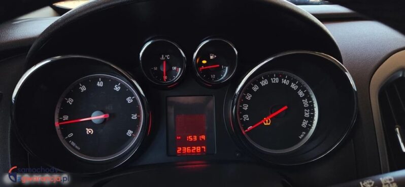 Opel Astra 1.6 Sports Tourer Design Edition full