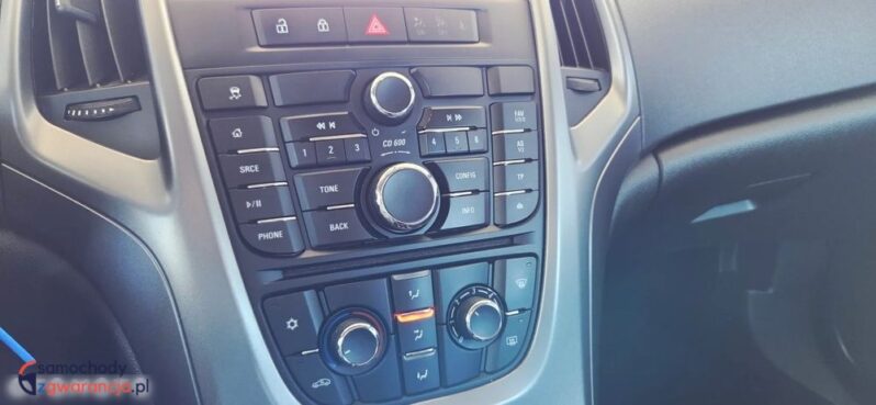 Opel Astra 1.6 Sports Tourer Design Edition full
