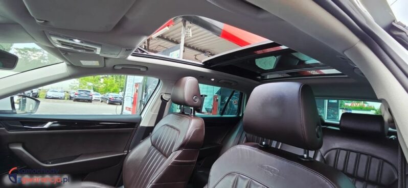 Skoda Superb Combi 2.0 TDI DSG L&K full