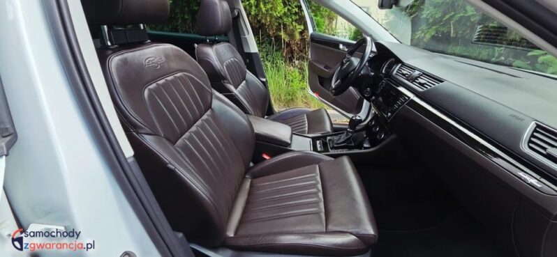 Skoda Superb Combi 2.0 TDI DSG L&K full