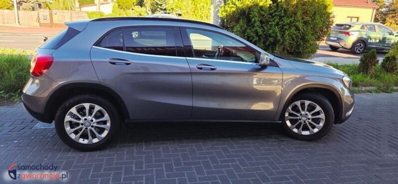 Mercedes-Benz GLA full