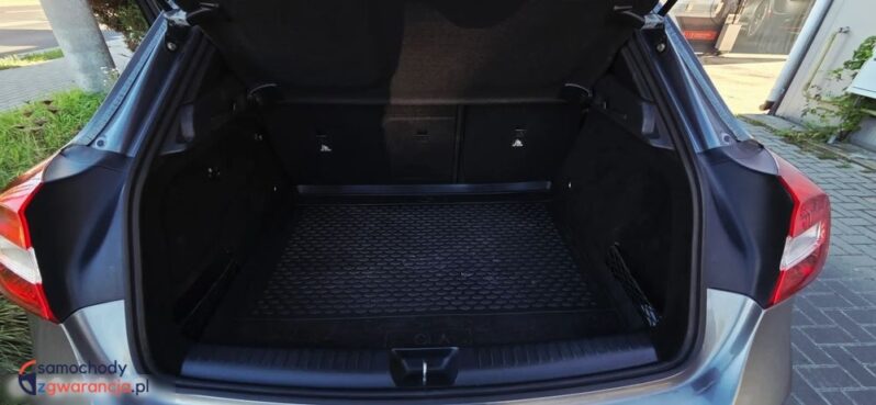 Mercedes-Benz GLA full