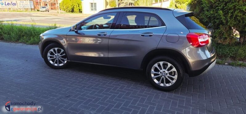 Mercedes-Benz GLA full