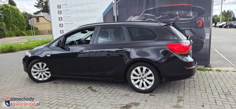 Opel Astra 2.0 CDTI DPF Automatik Design Edition full