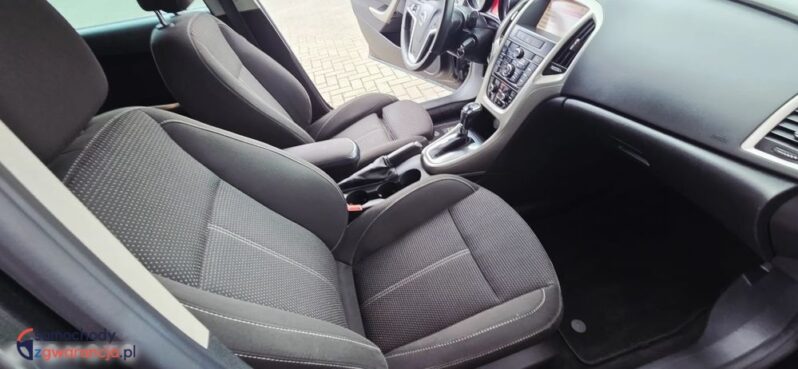 Opel Astra 2.0 CDTI DPF Automatik Design Edition full