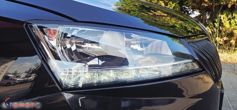 Skoda Fabia 1.0 TSI Essence full