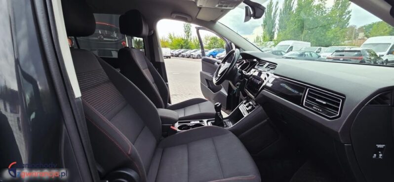 Volkswagen Touran 1.2 TSI (BlueMotion Technology) SOUND full