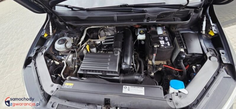 Volkswagen Touran 1.2 TSI (BlueMotion Technology) SOUND full