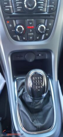 Opel Astra GTC 1.6 Turbo Innovation full