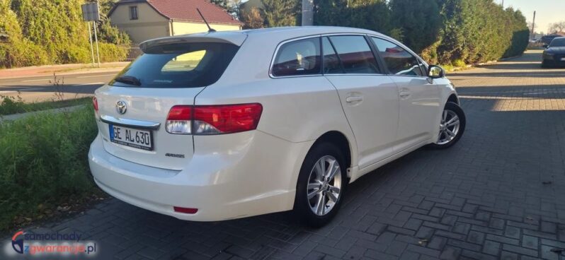 Toyota Avensis 2.0 D-4D Premium full
