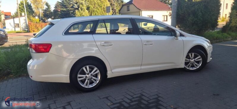 Toyota Avensis 2.0 D-4D Premium full