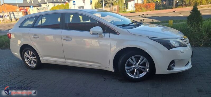 Toyota Avensis 2.0 D-4D Premium full