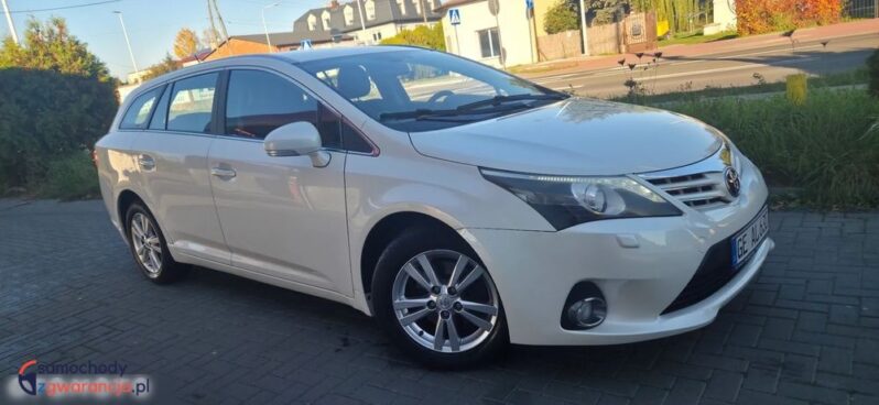 Toyota Avensis 2.0 D-4D Premium full