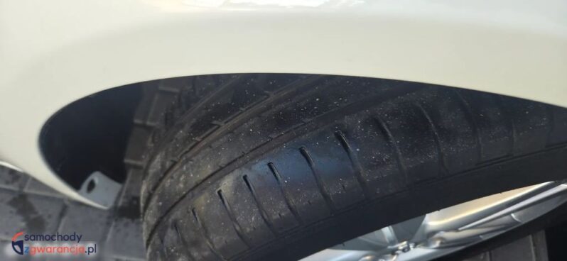 Toyota Avensis 2.0 D-4D Premium full