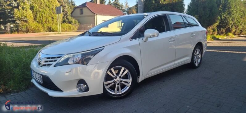 Toyota Avensis 2.0 D-4D Premium full