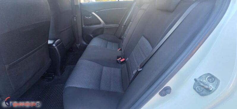 Toyota Avensis 2.0 D-4D Premium full