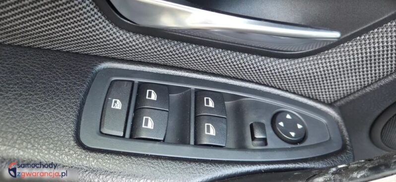 BMW Seria 3 320d DPF Touring Blue Performance Edition Exclusive full