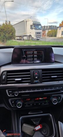 BMW Seria 3 320d DPF Touring Blue Performance Edition Exclusive full