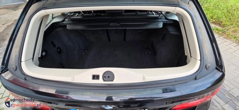 BMW Seria 3 320d DPF Touring Blue Performance Edition Exclusive full