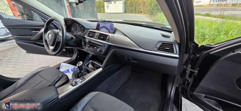 BMW Seria 3 320d DPF Touring Blue Performance Edition Exclusive full