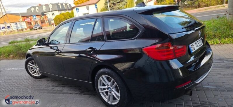 BMW Seria 3 320d DPF Touring Blue Performance Edition Exclusive full