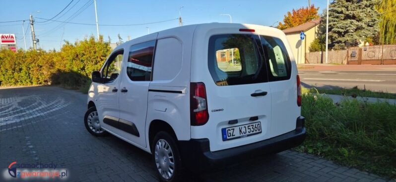 Opel Combo full