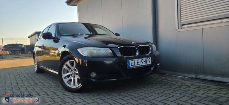 BMW Seria 3 318d DPF Touring full