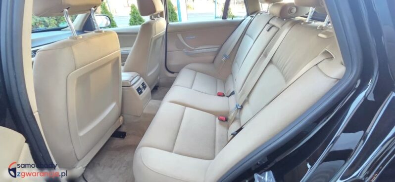 BMW Seria 3 318d DPF Touring full
