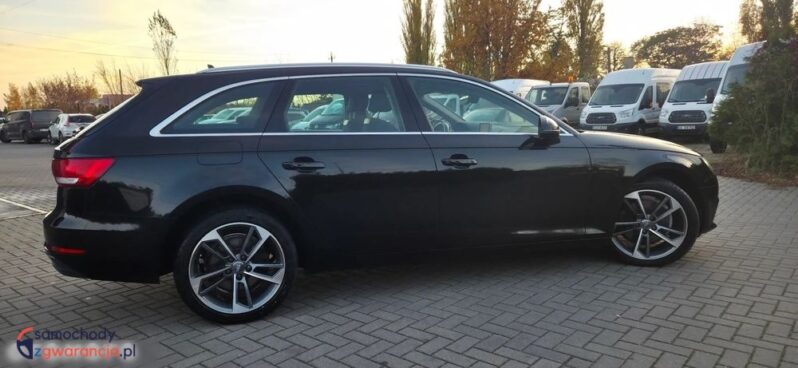 Audi A4 Avant 2.0 TDI full