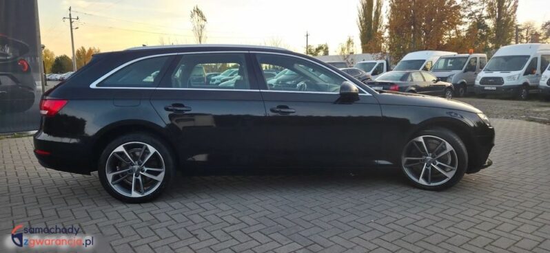Audi A4 Avant 2.0 TDI full