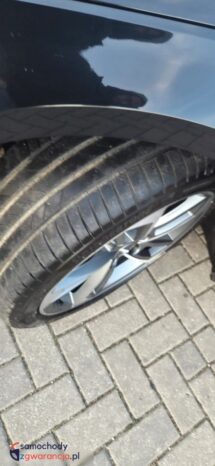 Audi A4 Avant 2.0 TDI full