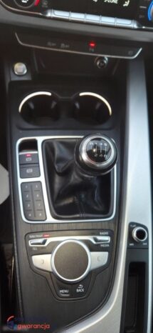 Audi A4 Avant 2.0 TDI full