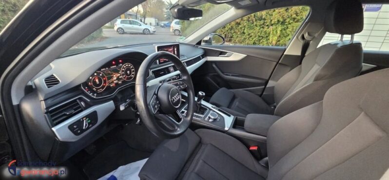 Audi A4 Avant 2.0 TDI full