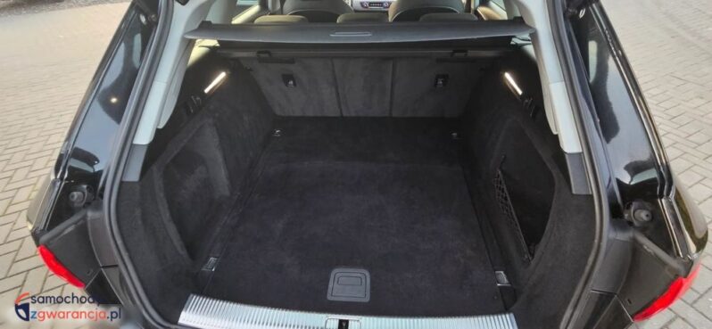 Audi A4 Avant 2.0 TDI full