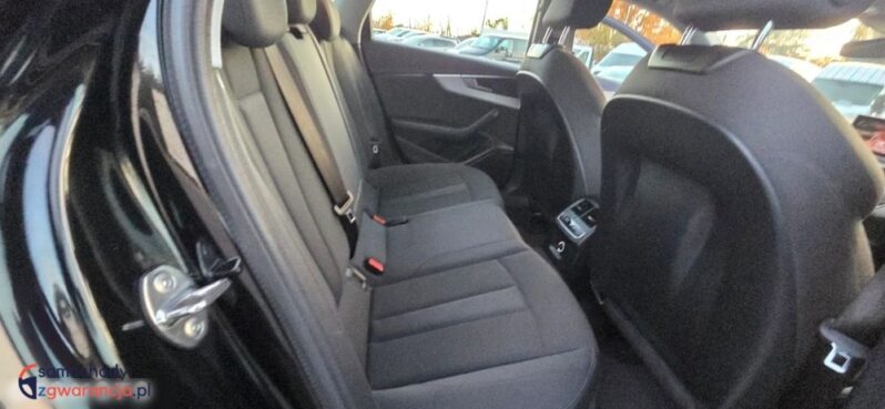 Audi A4 Avant 2.0 TDI full