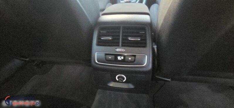 Audi A4 Avant 2.0 TDI full