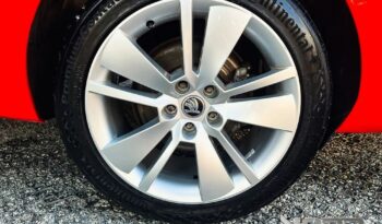 Skoda Superb Combi 2.0 TDI DSG Style full
