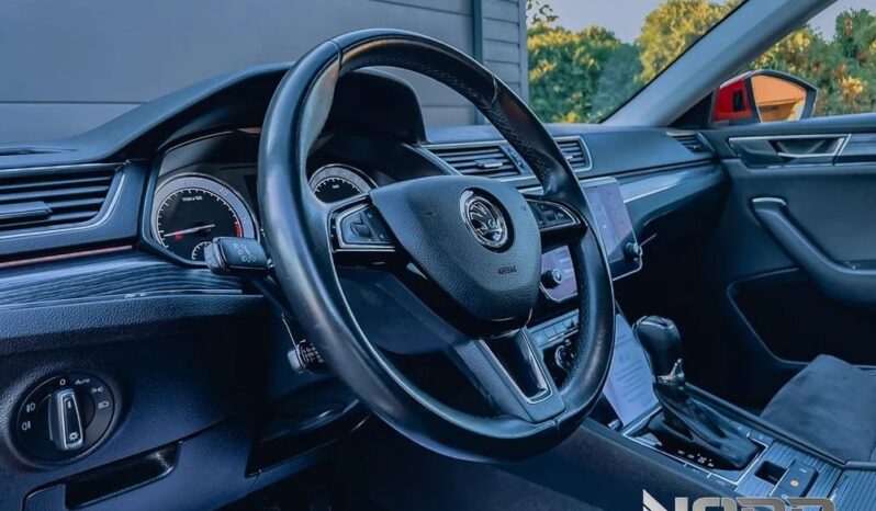 Skoda Superb Combi 2.0 TDI DSG Style full