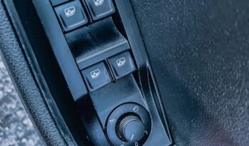 Skoda Superb Combi 2.0 TDI DSG Style full