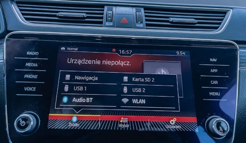 Skoda Superb Combi 2.0 TDI DSG Style full