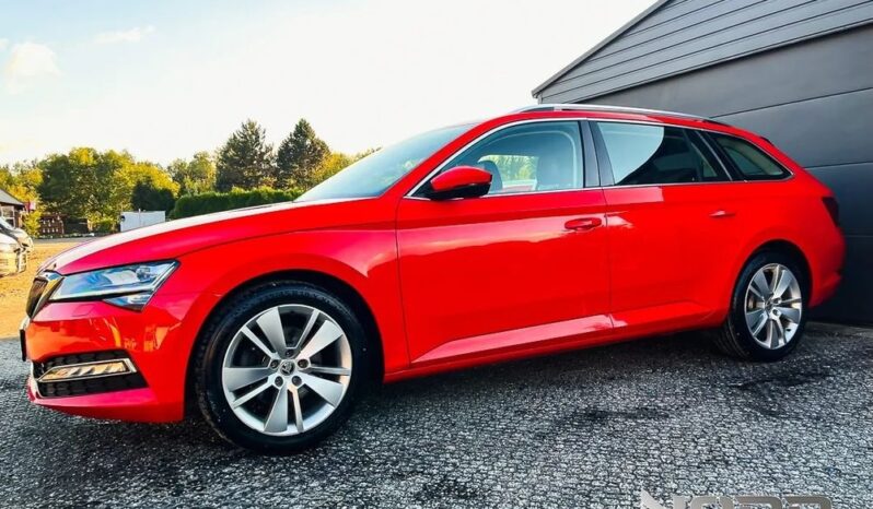 Skoda Superb Combi 2.0 TDI DSG Style full