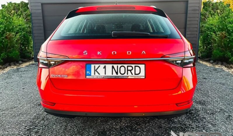 Skoda Superb Combi 2.0 TDI DSG Style full