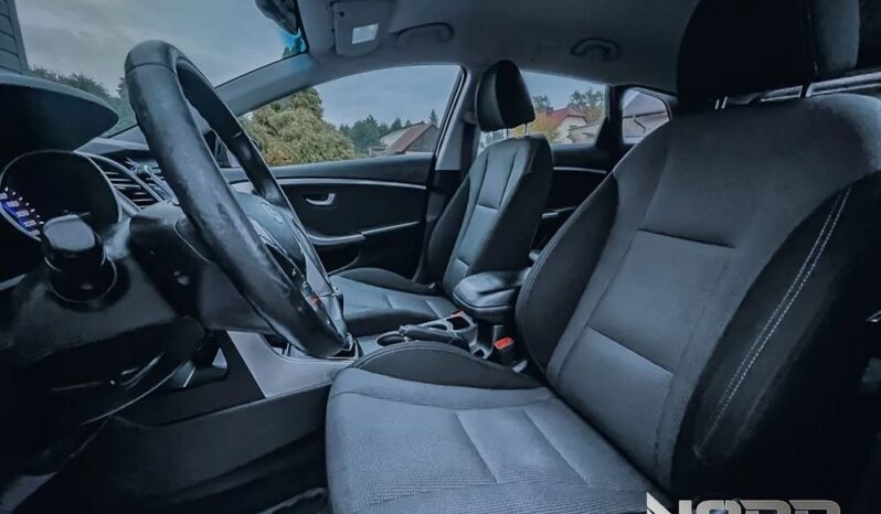 Hyundai i30 1.6 CRDi BlueDrive Comfort full